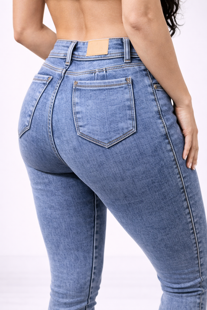 Obsidian Shape Jeans